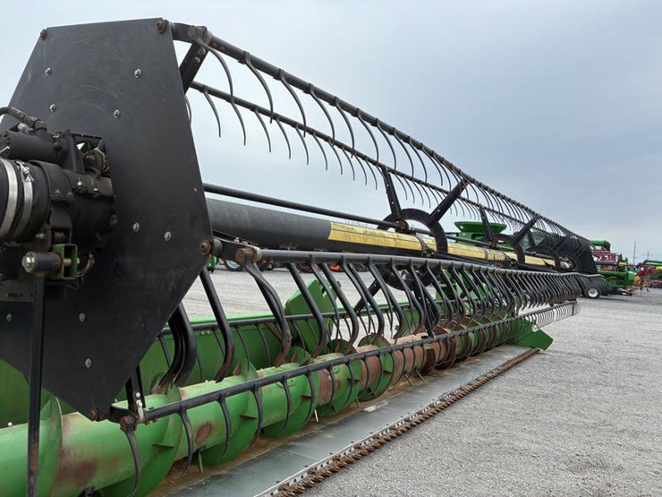 2012-john-deere-630f-image-9