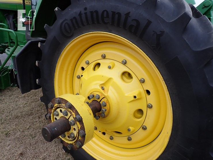 john-deere-8200-image-14