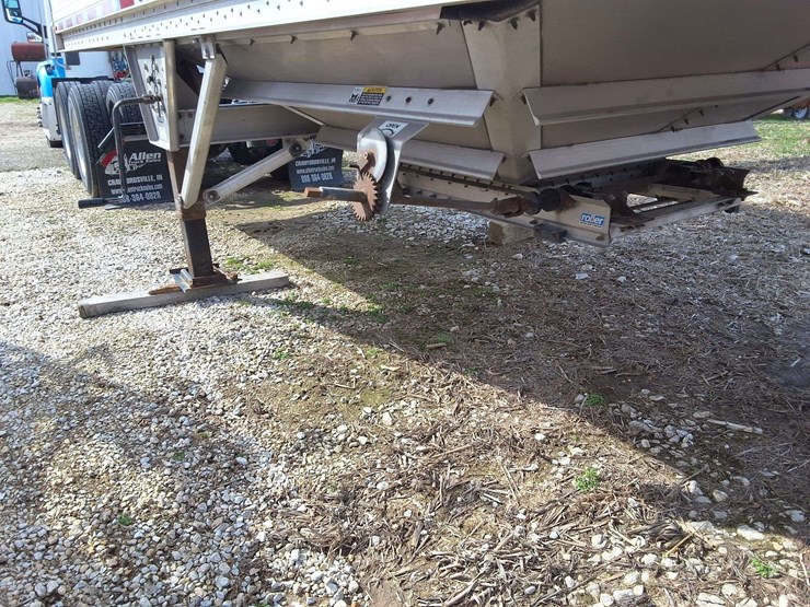 2017-wilson-hopper-bottom-image-33