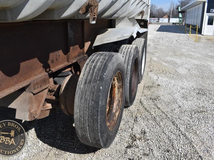 1979-fruehauf-trailer-image-24