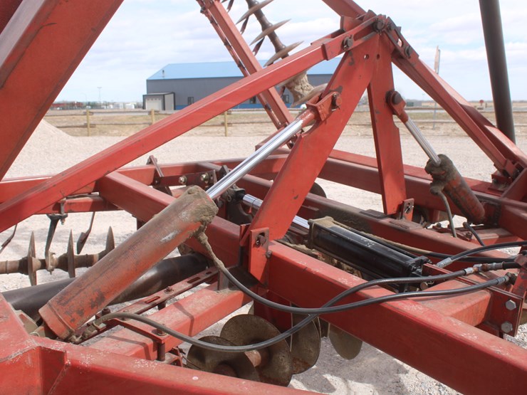 international-490-image-23