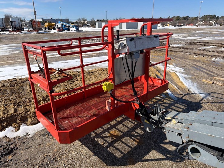 2016-skyjack-sj61t-image-9