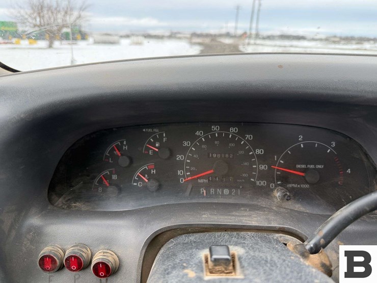 2001-ford-f350-image-37