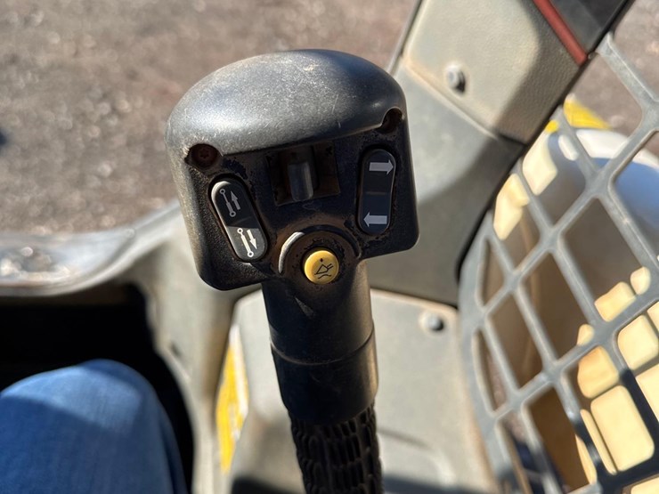 2022-bobcat-t66-image-16