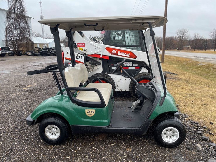 #3101-•-2009-yamaha-ydra-gas-golf-cart-image-4