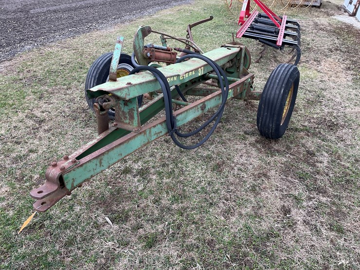 john-deere-37-image-1
