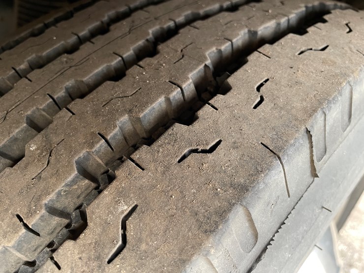 #2026-•-1999-ford-fleetwood-bounder-32h-rv-(has-wi-title)-image-12