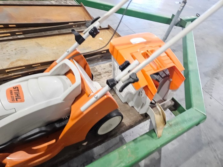 #652-•-stihl-rma-370-battery-powered-lawn-mower-image-10