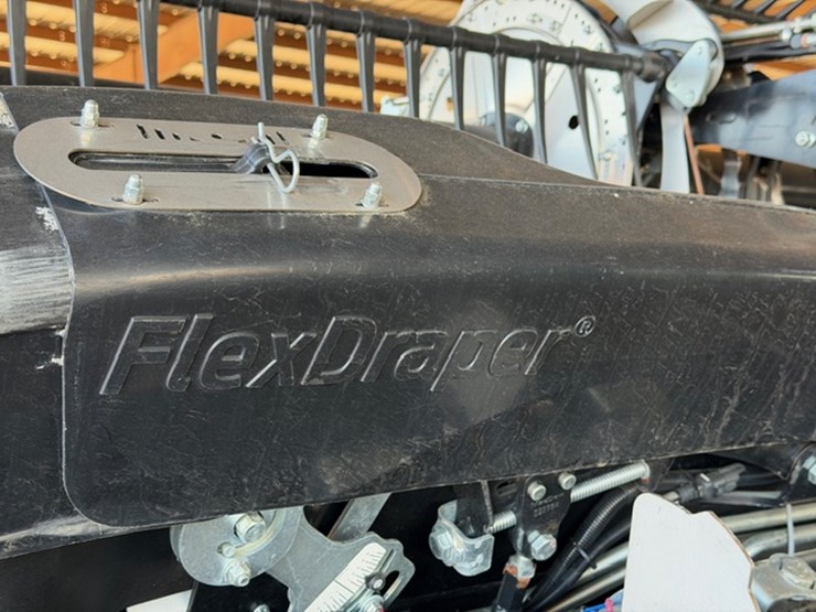 2023-mac-don-fd240-image-10