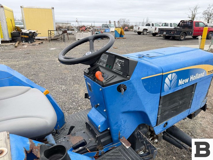 new-holland-t1520-image-29