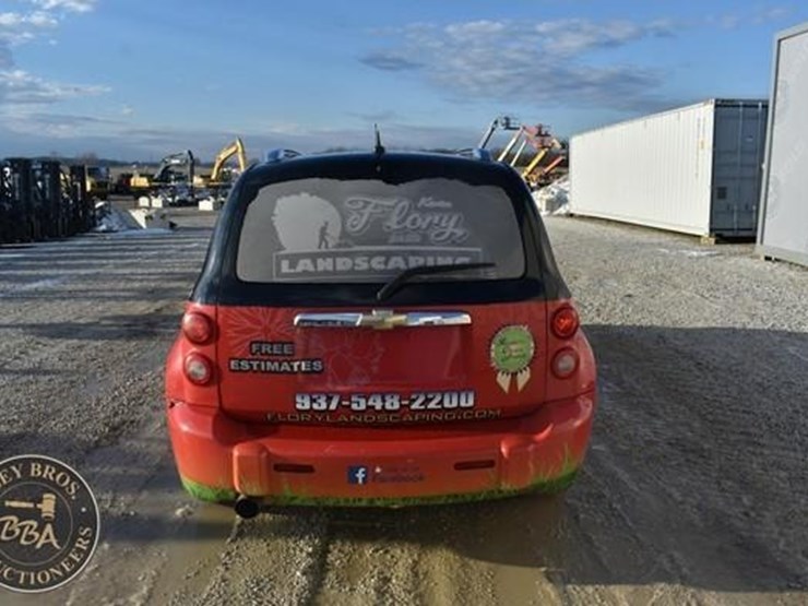 2011-chevrolet-hhr-image-7