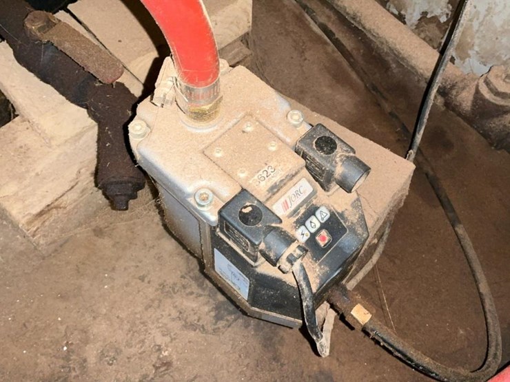 #269-•-ingersoll-rant-air-tank-image-7