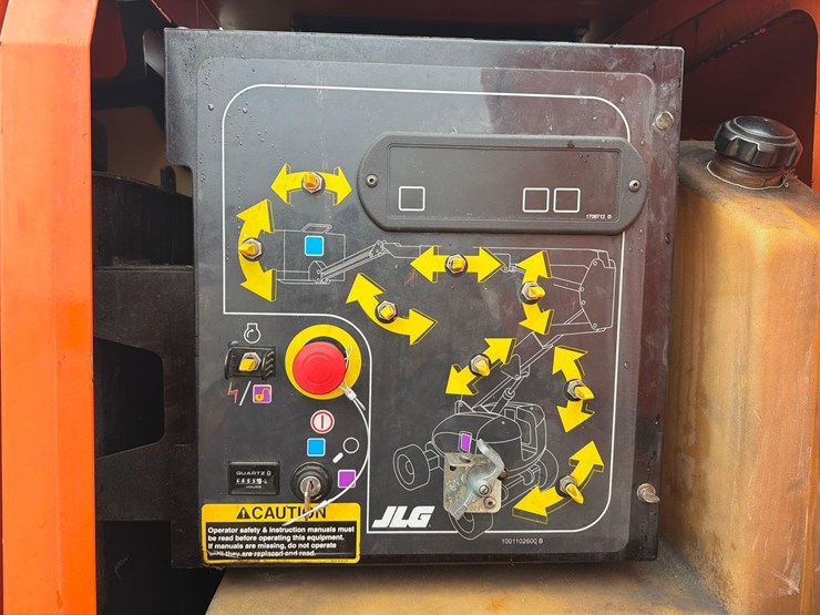2016-jlg-800aj-image-18