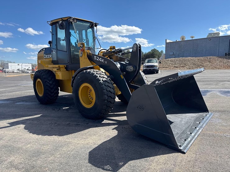 2018-deere-524k-image-7