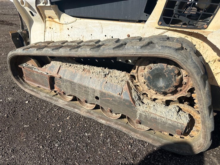 2019-bobcat-t595-image-11