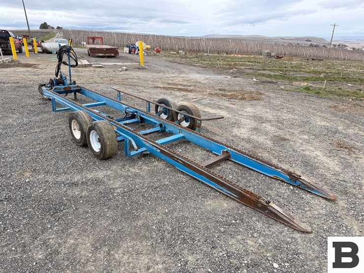 blueline-mfg.-16'-bin-trailer-image-4