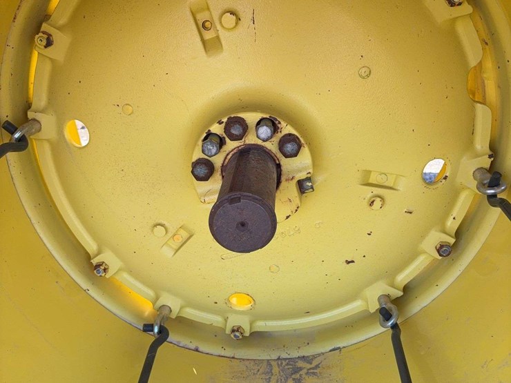 1986-john-deere-4050-image-39