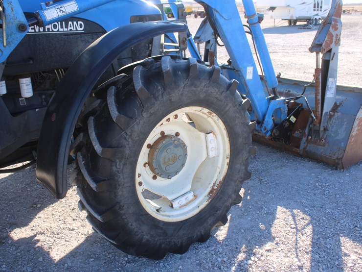 new-holland-tm125-image-52