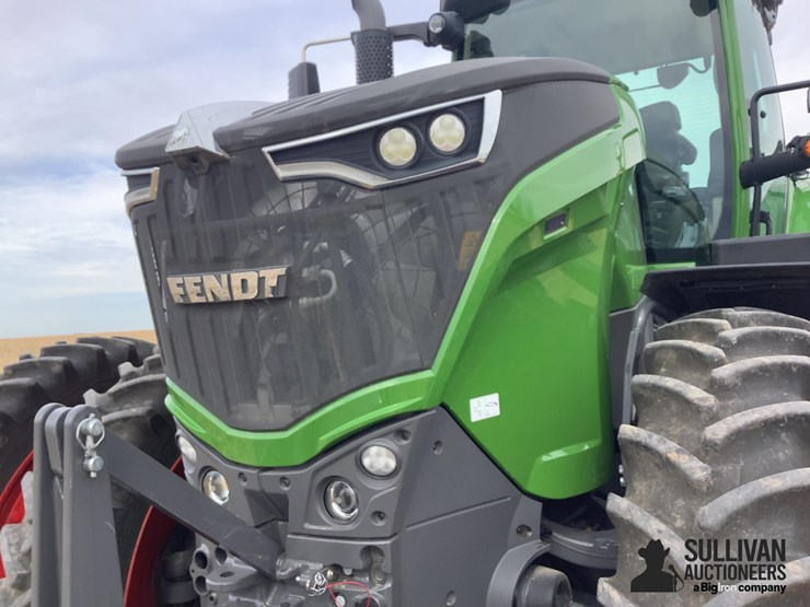2021-fendt-1038-vario-image-12