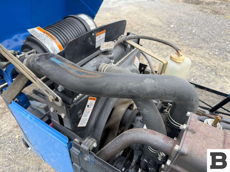 new-holland-t1520-image-42