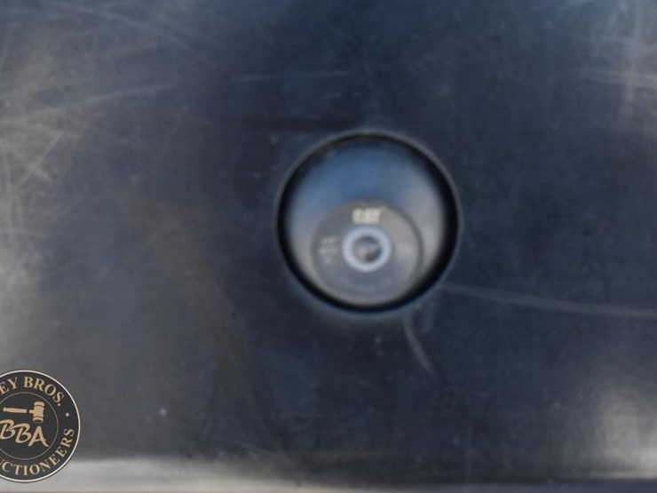 2020-caterpillar-289d3-image-94