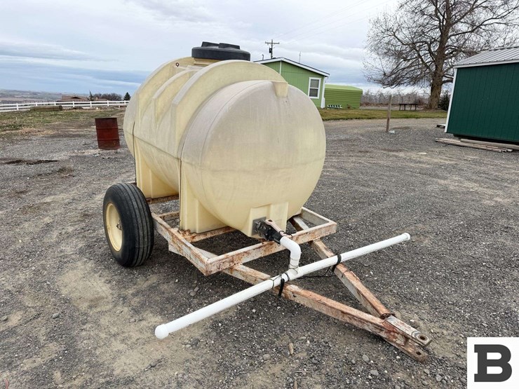 chemigation-trailer-w/-custom-applicator-image-7