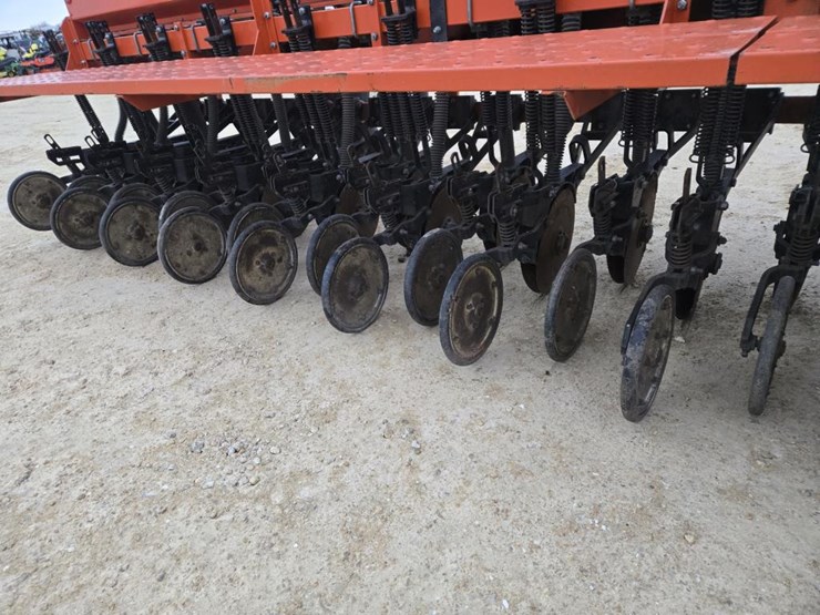 tye-series-v-image-13