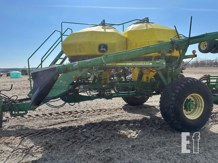 john-deere-1890-image-2