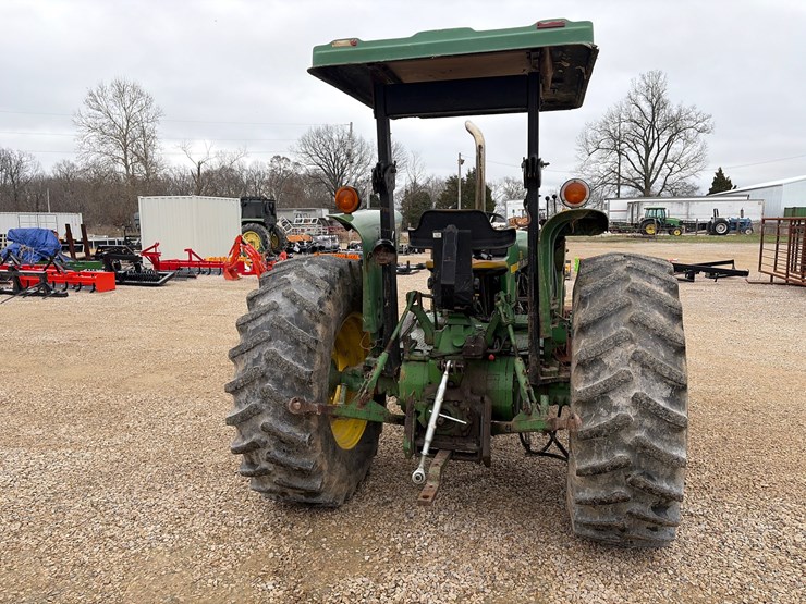 1983-john-deere-2750-image-4
