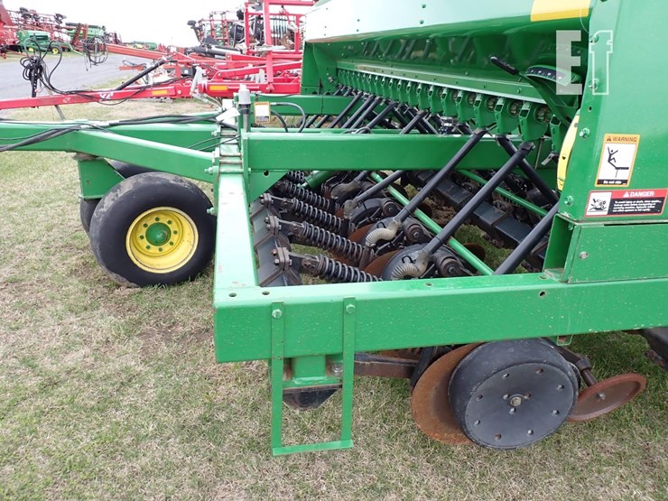 john-deere-1560-image-12