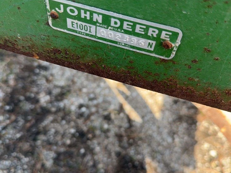 john-deere-100-image-7