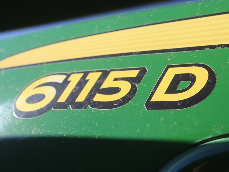 2011-john-deere-6115d-image-19