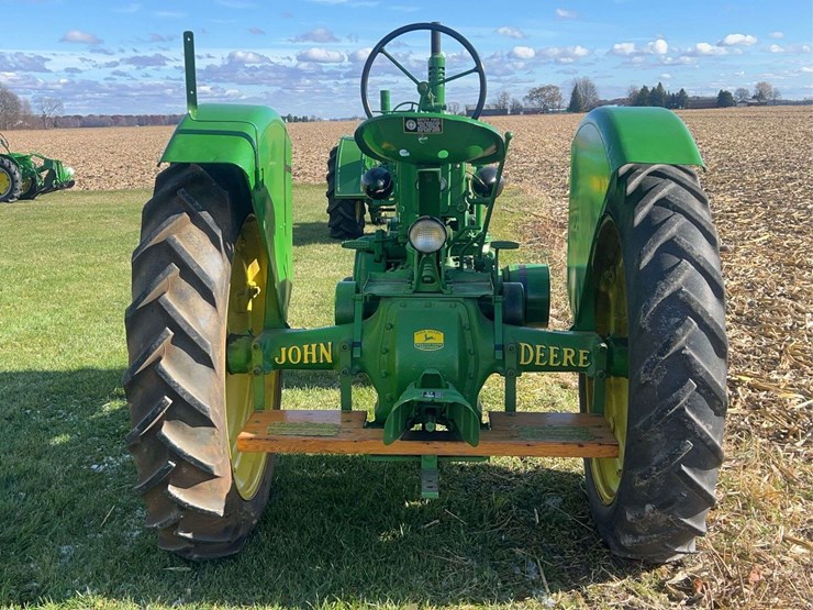 john-deere-model-b-image-4