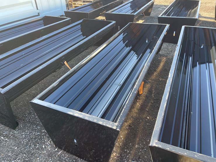 #3002-•-cattle-feed-trough-image-4