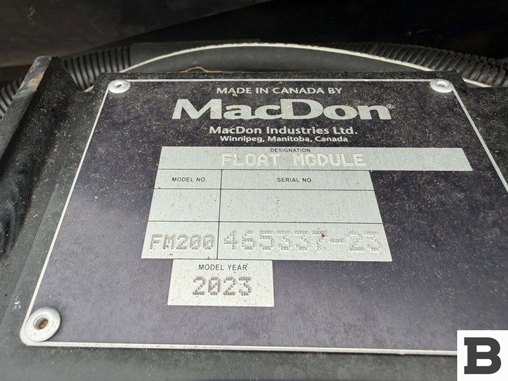 2023-mac-don-fd240-image-41