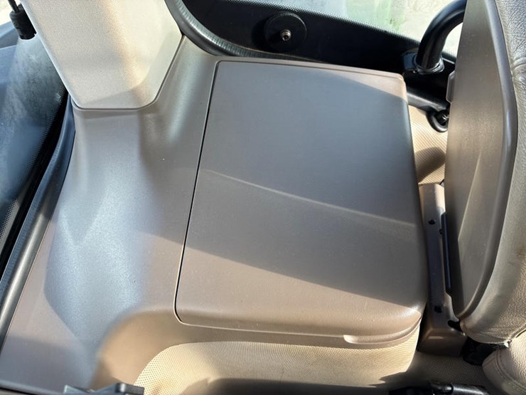 2015-john-deere-9470rt-image-63