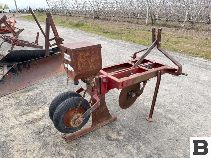 elston-mfg.-gopher-baiter-image-3