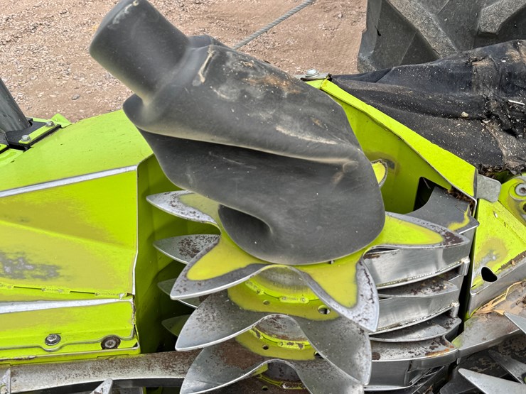 claas-orbis-750-image-25