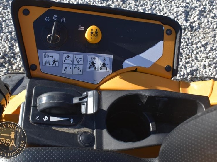 cub-cadet-ultima-zt1-42-43293-image-26