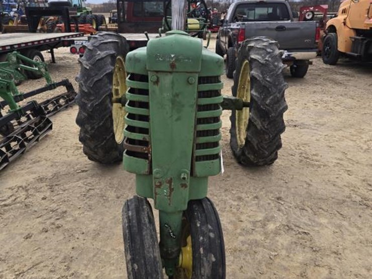 1951-john-deere-b-image-10