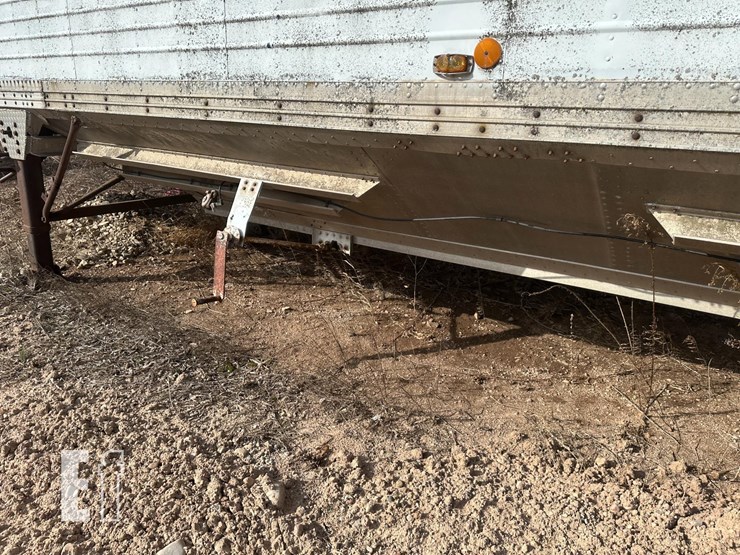 2014-wilson-grain-trailer-image-6