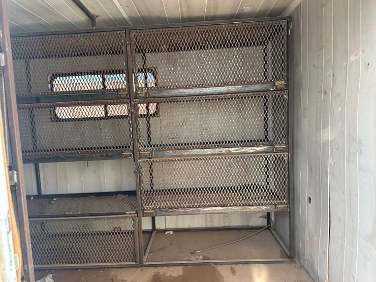 2006-w-w-trailer-20'-t/a-enclosed-trailer-image-4