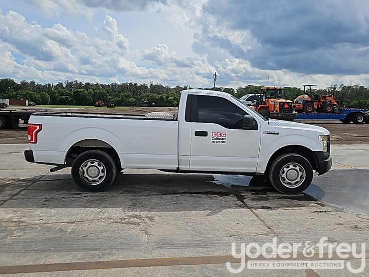 2016-ford-f150-image-5