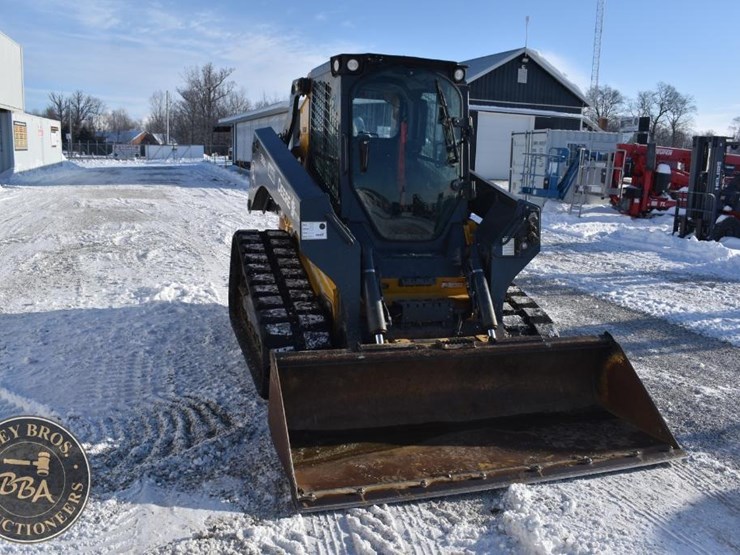 2023-deere-333g-image-17