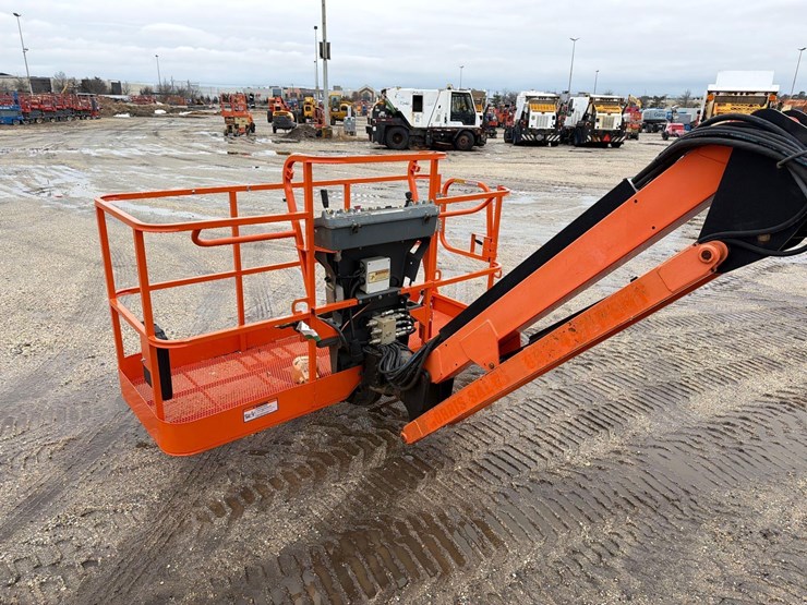 jlg-600aj-image-10