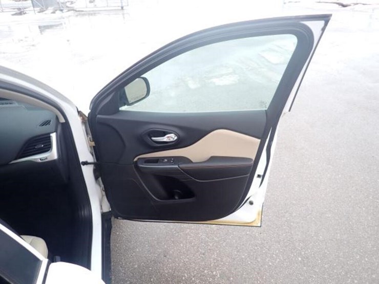 jeep-cherokee-image-41