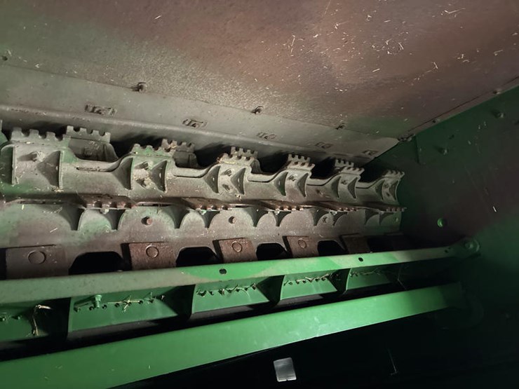 2014-john-deere-s670-image-58