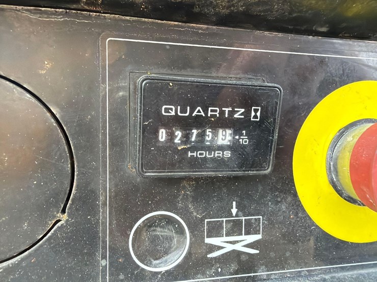 2017-jlg-1932r-image-7