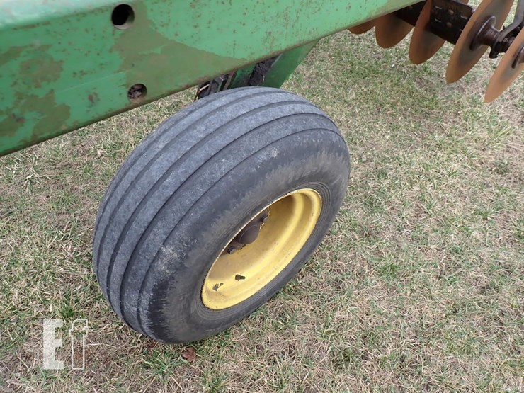 john-deere-712-image-10