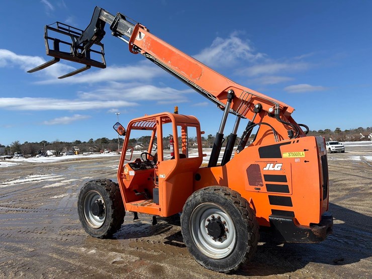 2016-sky-trak-6036-image-7